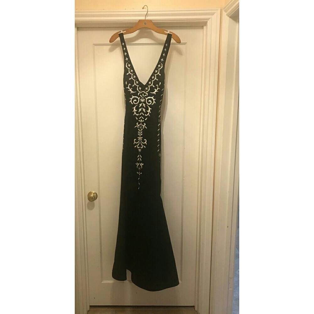 Black Morgan & Co. Prom perfect! Special Occasion/formal polysatin gown. - Picture 2 of 7